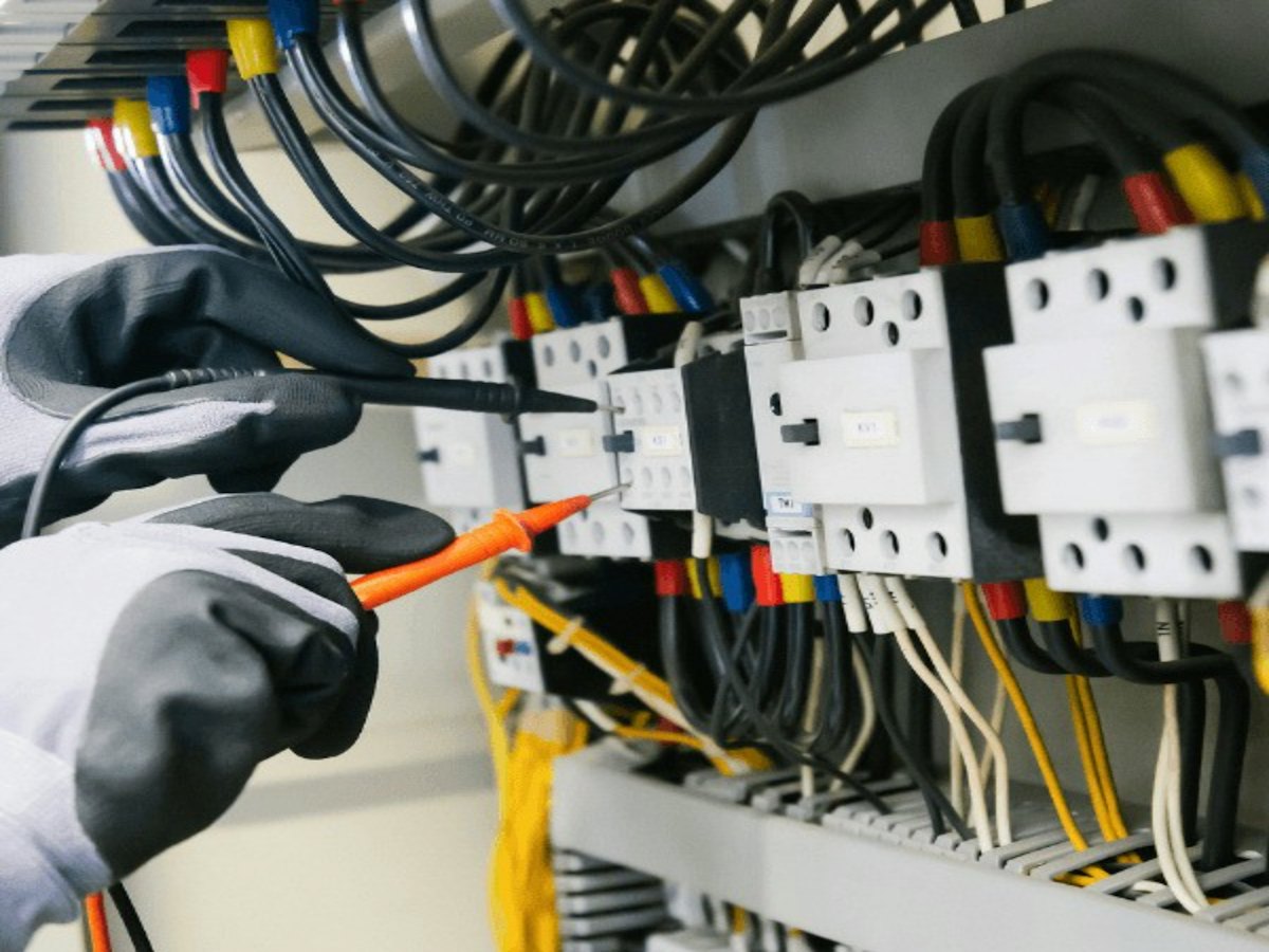 Electrical testing at a consumer unit